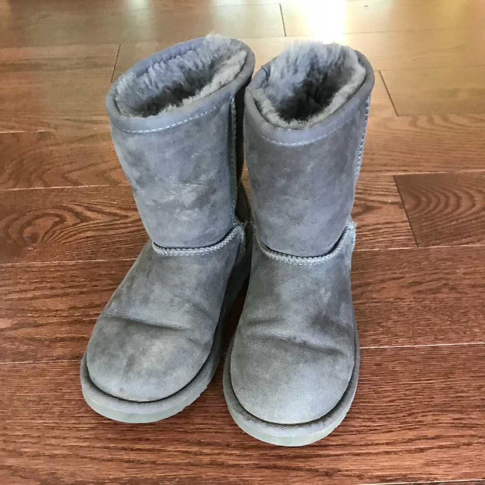 Size 1 grey UGGs